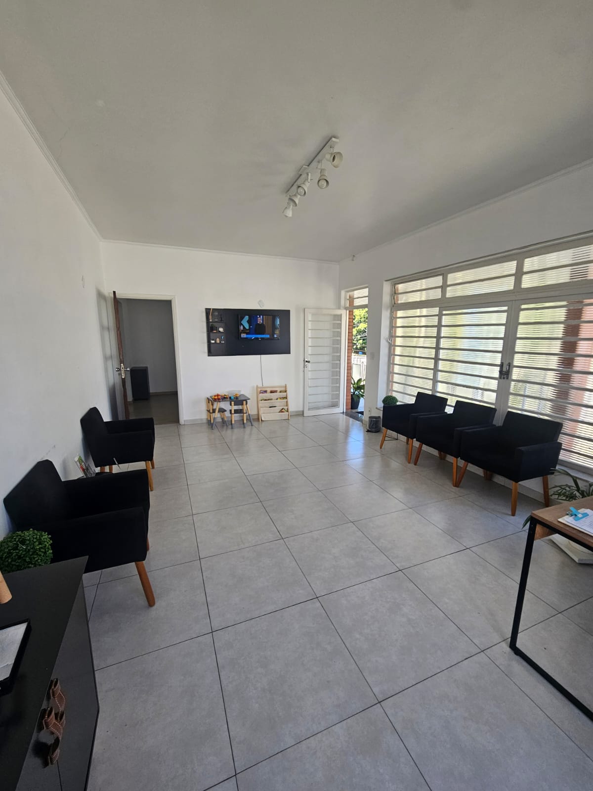 Sala de espera da AudioNova Valinhos